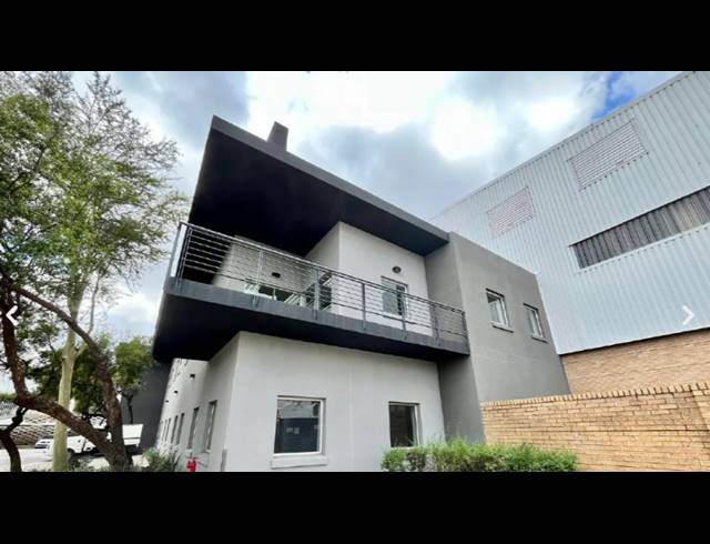 7,738M² WAREHOUSE TO LET IN SAMRAND BUSINESS PARK